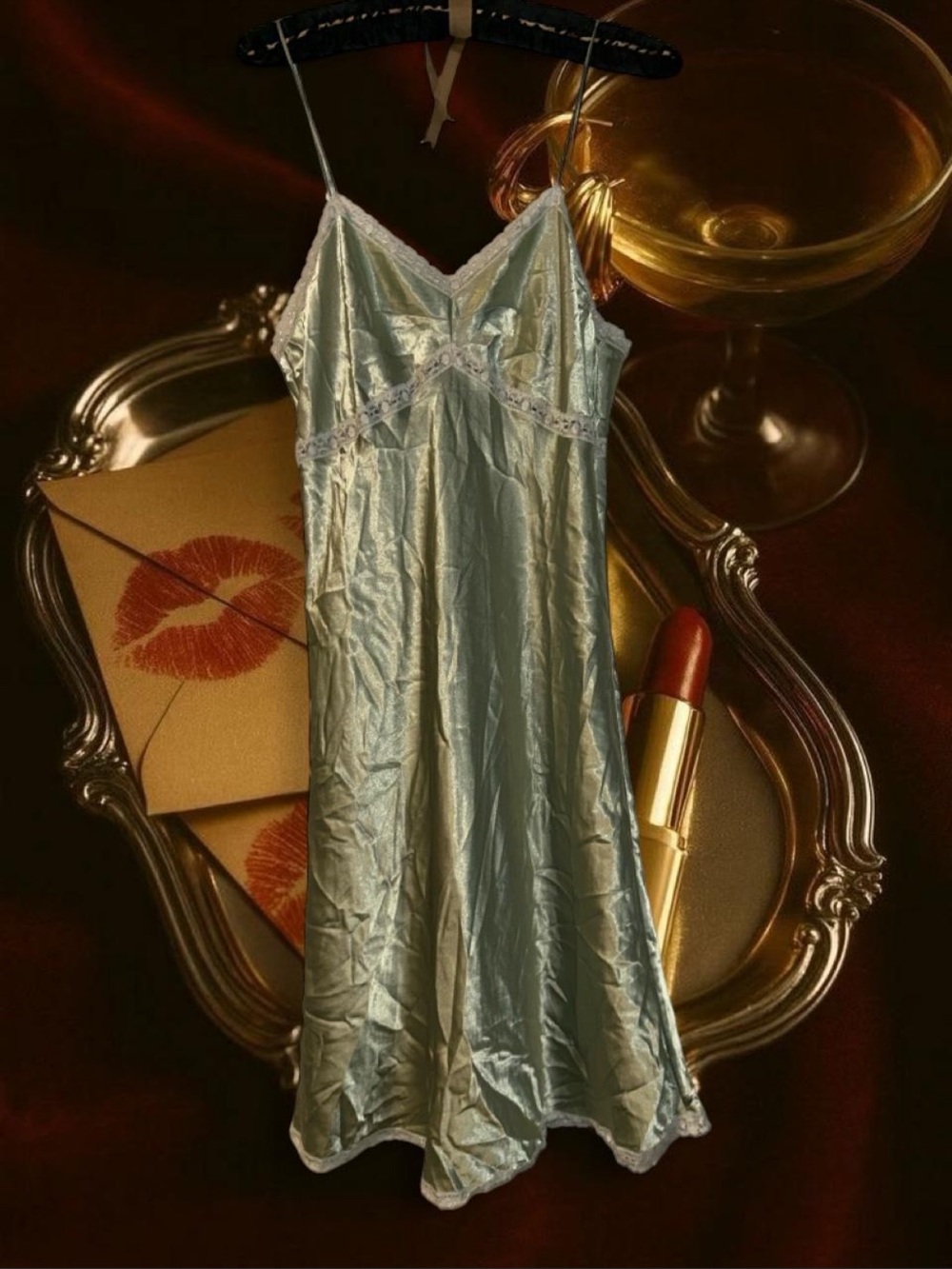 ✨ Vera Wang Pistachio Green with Ivory Lace Slip Dress, size small ✨